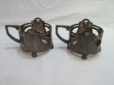 זוג מחזיקי כוסות לתה פיוטר ארט נובו WMF חתום 6X7 ס"מ