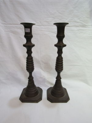 זוג פמוטים מרוקאים מברוזה בגובה 27ס"מ