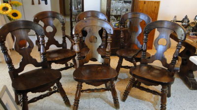 סט 6 כסאות עץ מלא מסיבי כולל 2 כסאות עם משענות וארבע כסאות ללא משענות יד גובה גב 103 ס"מ גודל 