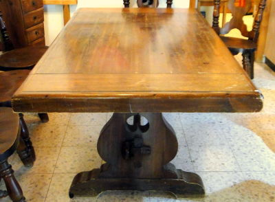 שולחן פינת אוכל עץ מלא ( תואם לכיסאות מספר 2 בקטלוג ) לוח 110X 192 ס"מ גובה 76 