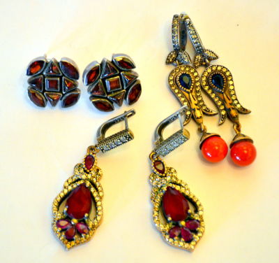 לוט 3 זוגות עגילים כסף עם אבני חן שונות