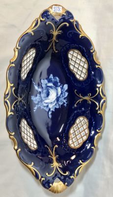קערת פורצלן PIRKEN-HAMMER צ'כיה אובלית - עיטורי זהב וקובלט עם פרחים 31X18 ס"מ - גובה 6 ס"מ 