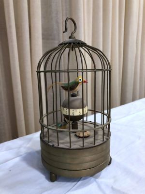 שעון מעורר בסגנון עתיק בצורת כלוב ציפורים עובד ומצלצל שעון מתיחה גובה 21 ס''מ קוטר 10 ס''מ