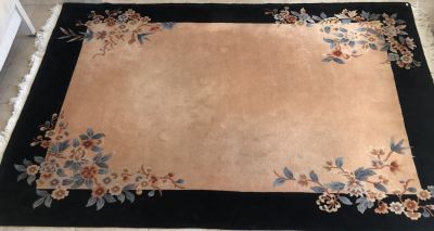 שטיח סיני עבודת יד איכותי גודל 240X300 ס''מ הפריט נמצא בדירה ברצליה - הקונה יקבל את הפריט 
