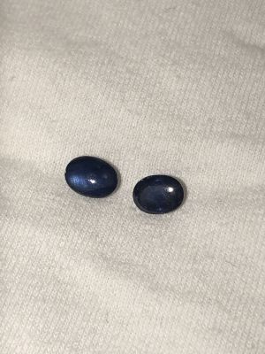 זוג אבני חן ספיר כחול ליטוש כבושון משקל 2.0 CT כל אחד לא משובץ