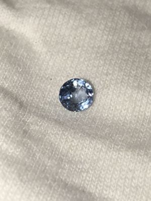 אבן חן ספיר כחול ליטוש בריליאנט נייף ברונדיסט משקל 0.47 CT לא משובץ