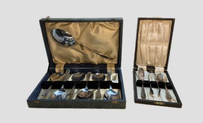 לוט: סט סכום, אישי 3 חלקים, לקפה ועוגה בקופה מקורית חתום E.P.N.S, סכו"ם לגלידה ל 6 איש, הכולל: 