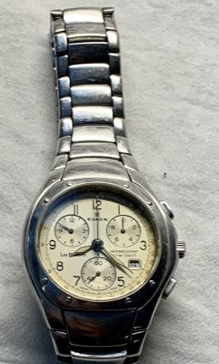 שעון יד EDOX כרונוגראף עם תעודות ( קופסה מתקלפת ) נרכש ב 2003 עם חשבונית קניה בסך 3,000 ש"ח מצב 