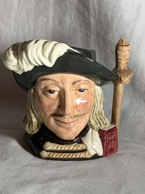 טובי ג'אג רויאל דלטון פורצלן ARAMIS -10 ס"מ גובה