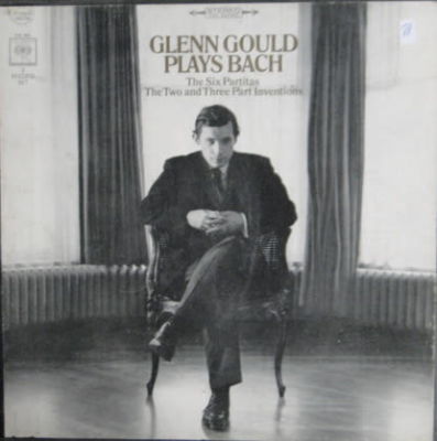 אלבום GLENN GOULD PLAYS BACH עם 3 תקליטים
