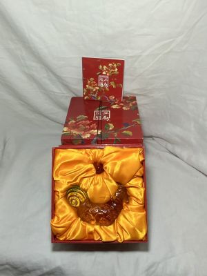 פסל קריסטל סיני LIULI צבעוני איכותי מאוד בדמות תרנגול וביצה שנת 2005 ממוספר 323ֿֿֿֿ\2900 וחתום 