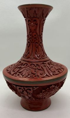 אגרטל סינבאר SINNABAR סיני מתוארך 1920 עבודת גילוף יד גובה 25 ס''מ עם בסיס, גובה ללא בסיס 20 ס''מ