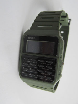 שעון מחשבון CASIO CA-53W ירוק זית חדש עם התגית המקורית שלו מצב עובד