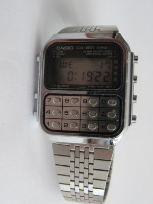שעון מחשבון CASIO CA-851 מתכת עם רצועת מתכת במצב שמור ועובד מצב עובד