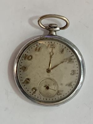 שעון כיס עתיק מתכת מכני זקוק לתיקון קל וניקוי קוטר 48 מ״מ