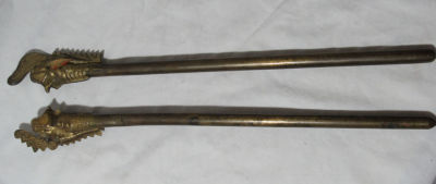 צמד מוטות נחושת לתיאטרון צללים דמות לוחמים אורך 35 ס''מ שניהם