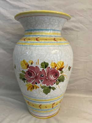 כד פורצלן ציור עבודת יד ישן איכותי גובה 45 ס''מ קוטר פתח 24 ס''מ קוטר בסיס 17 ס''מ 
הפריט 