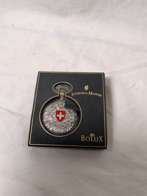 שעון כיס קוורץ jb bolux חדש בקופסה לא נעשה שימוש, עם התוויות גודל הקופסא: 9.5X8.5 ס''מ