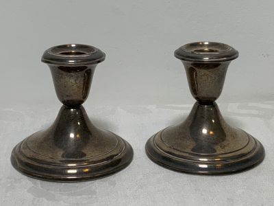 צמד פמוטי כסף אלקטרופורמינג GORHAM גובה: 9 ס''מ, קוטר בסיס: 9.5 ס''מ