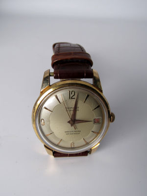 שעון יד לגבר DUPONT מנגנון מתיחה 21 רובינים במצב עובד רצועה לא מקורית אך חדשה קוטר השעון: 33 מ''מ