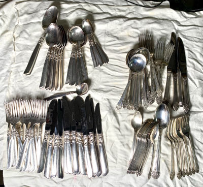 לוט סכומים מצופים כסף כולל : סכום COMMUNUTY עיצוב ארט נובו ל 8 איש כולל ל 16 איש למנה עיקרית ( 