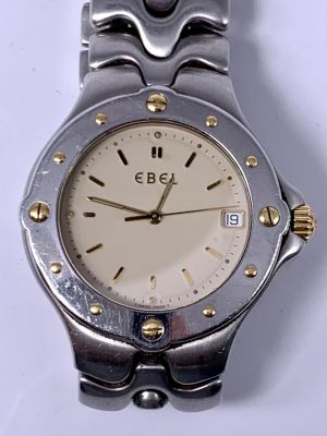 שעון יד EBEL קוורץ 35-40 מ"מ עם כפתורי זהב - מצב טוב עובד