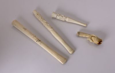 לוט 4 פומיות לסיגריה גילוף עבודת יד גבהים: 5 - 13 ס''מ