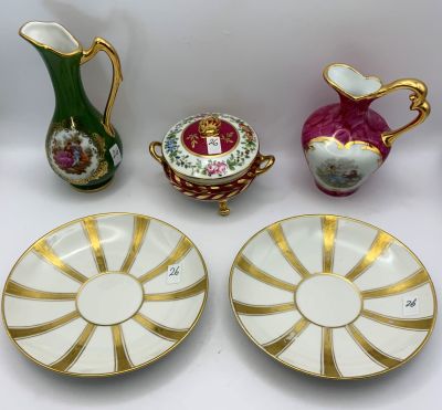 לוט 5 פריטי LIMOGES, זוג צלחות קטנות עם פסים לבנים וזהב (ציפ קטן האחת הצלחות) 14 ס''מ, 10 ס''מ 