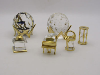 לוט 6 פסלוני קריסטל ומתכת מצופה זהב גובה: 2-5 עד 4 ס''מ