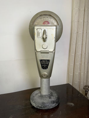 מדחן אמריקאי משיקגו עובד עם מטבעות duncan parking meter corp גובה 55 ס״מ מתכת