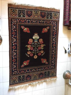 שטיח עציץ עבודת יד מידות: 1.25X1.85 מטר