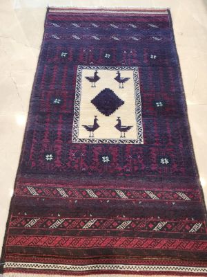 שטיח פרסי מסוג בלוצ'י 
מידה: 1.40 על 0.92