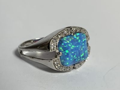 טבעת זהב לבן 14 קרט עם אבנים שונות - 8 גרם