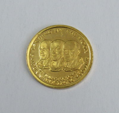 מטבע זהב - (לפי נתונים מהאינטרט - זהב .999 ) נחיתה על הירח - 3.08 גרם