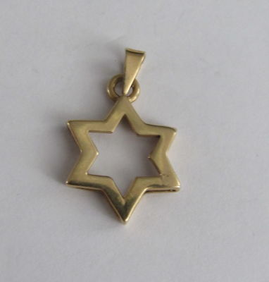 תליון זהב 14K זהב צהוב מגן דוד משקל 2 גרם חתום אורך 2.9 ס''מ