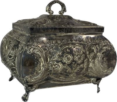 קופסא לאתרוג כסף עבודת תבליטים מרשימה מעוטר פרחים משקל 396 גרם גובה כולל מכסה 14 ס''מ גודל 