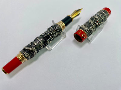 עט נובע של חברת jinhao היפנית עט מעוצב ומיוחד לא נטבל בדיו ציפורן ציפוי זהב 18k עם דרקונים 