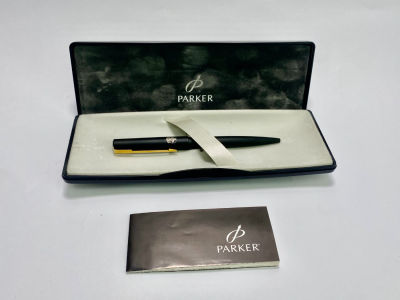 עט כדורי PARKER עובד בקופסא אורך 13 ס"מ