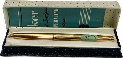 עט נובע PARKER ציפורן 14K לא נטבל בדיו עם מדבקת מס קניה, אורך 12.5 ס"מ בקופסא מקורית