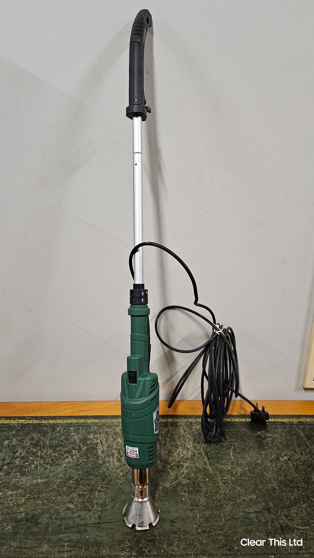 Lot 197: Electric Weed Burner