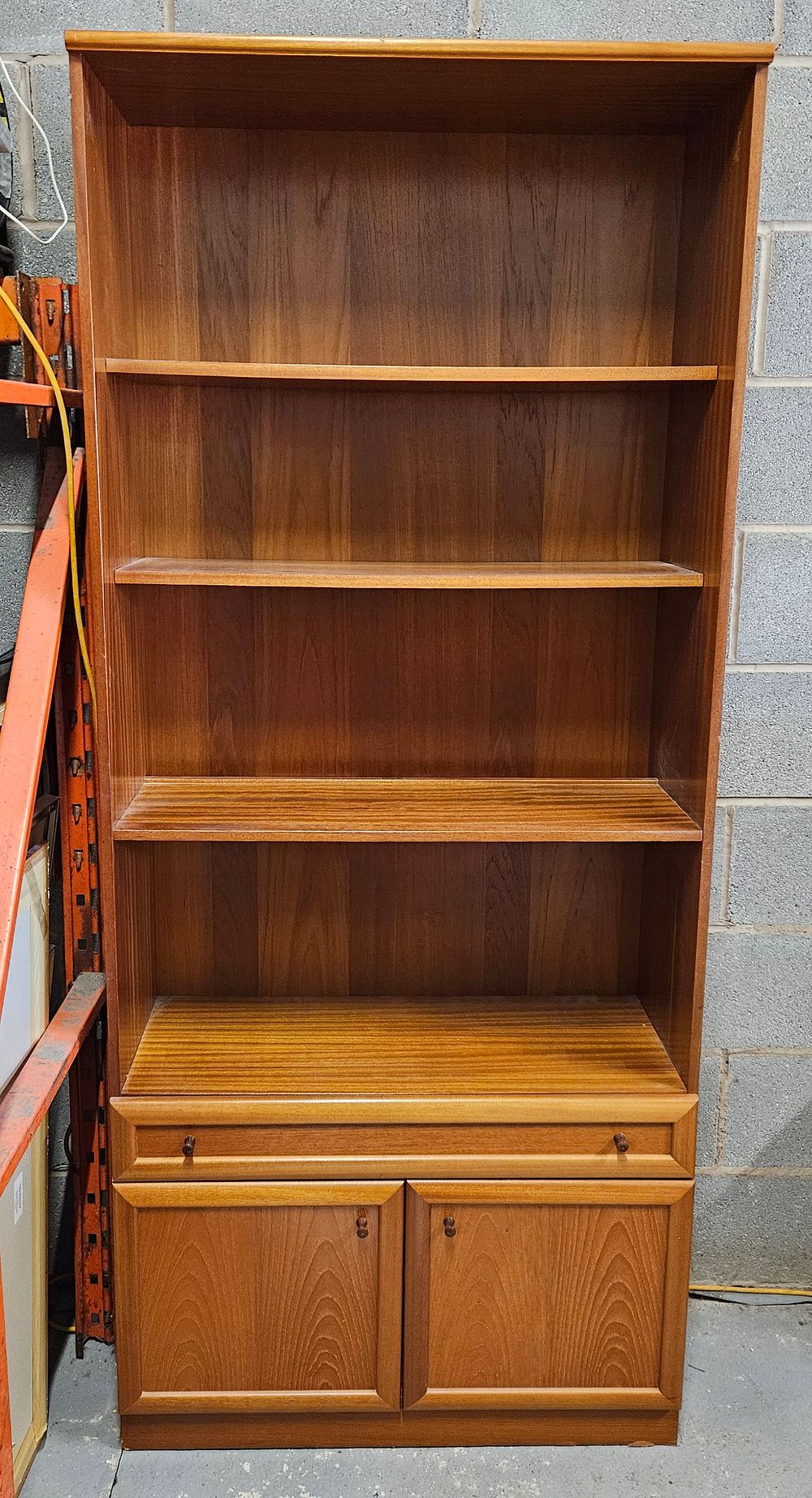Lot 163: McIntosh Arran 2ft 10" wide Shelving Unit with Cupboard