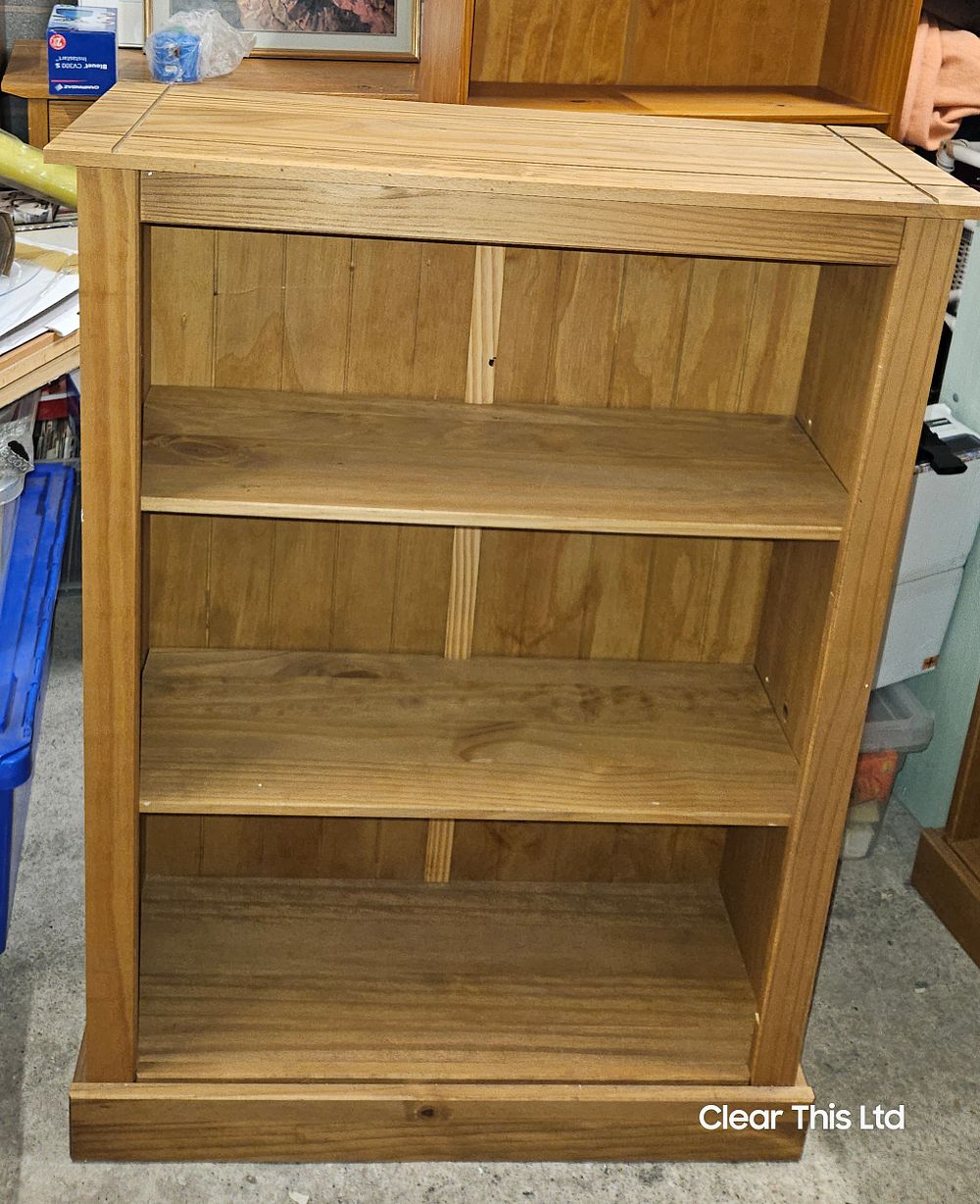 Lot 164: 3 Tier Book Case / Shelving Unit