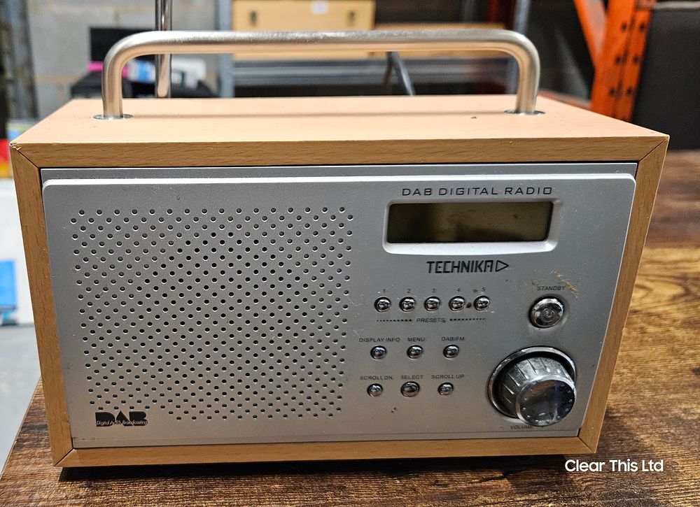 Lot 296: DAB DIGITAL RADIO WORKING