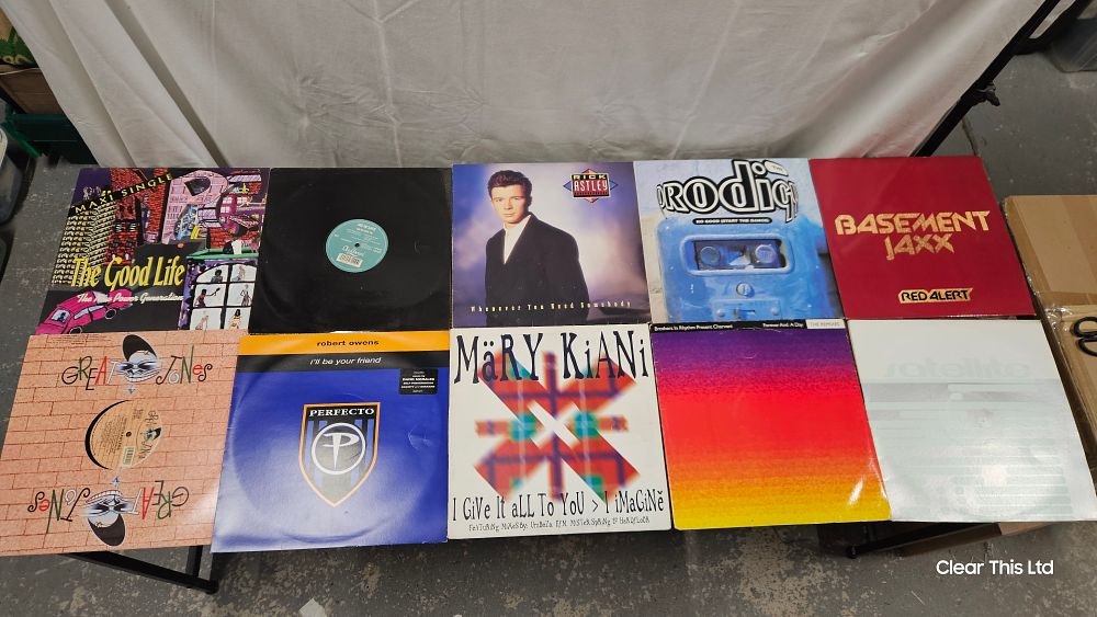Lot 187: Selection of collectable vinyl records