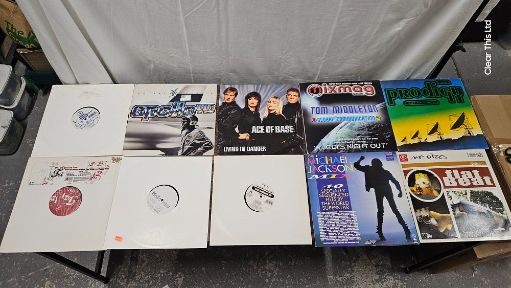 Lot 203: 10 x 12" Records