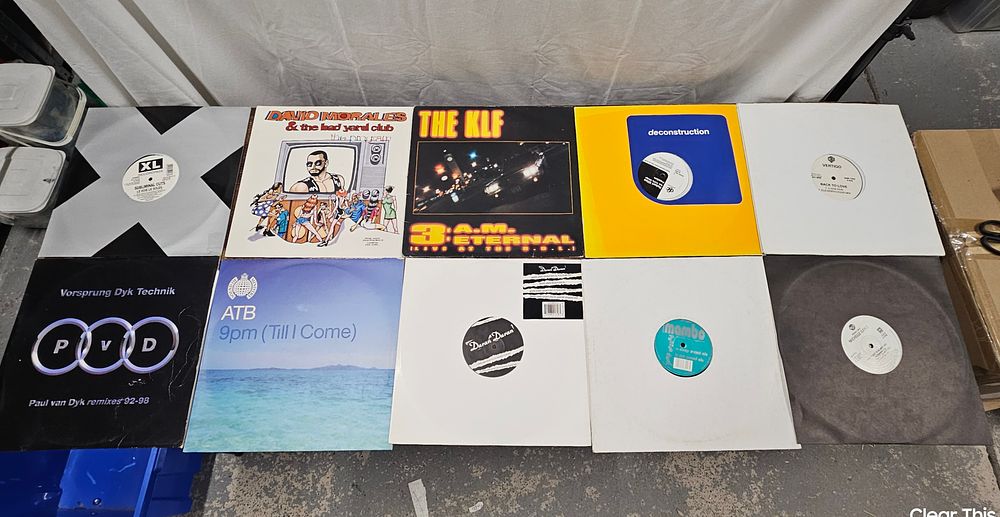 Lot 216: Collectable Vinyl Records x 10