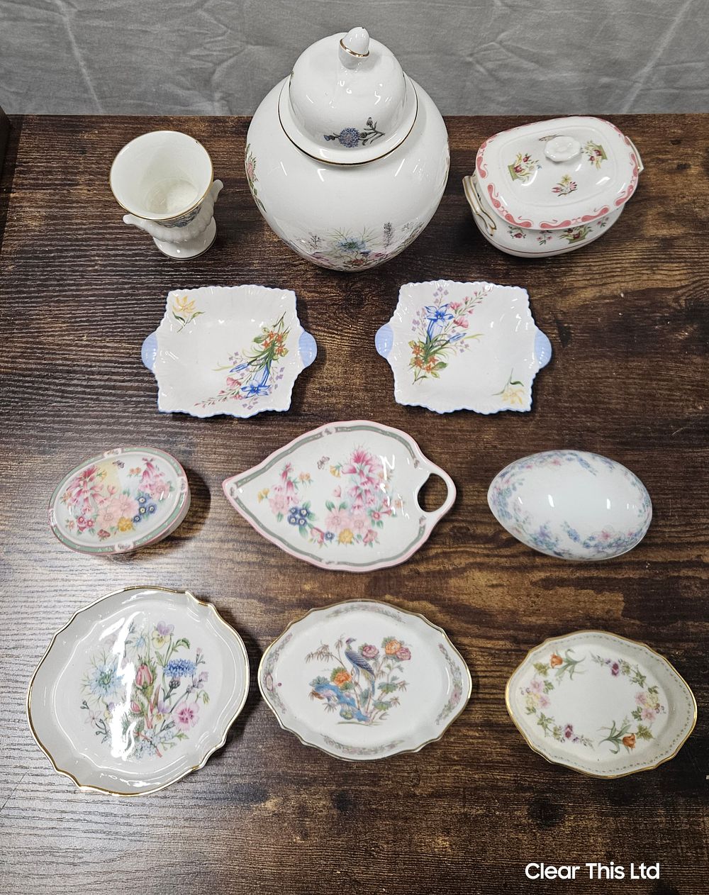 Lot 58: Selection of Decorative Pottery