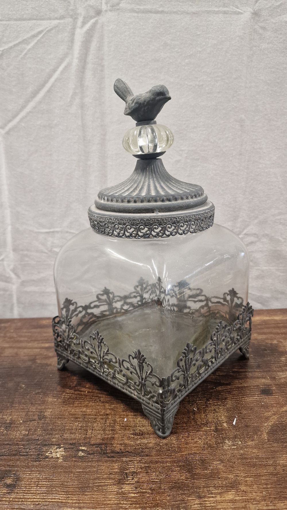 Lot 259: Decorative Glass And Metal Bird Theme Storage Jar 32cm Tall