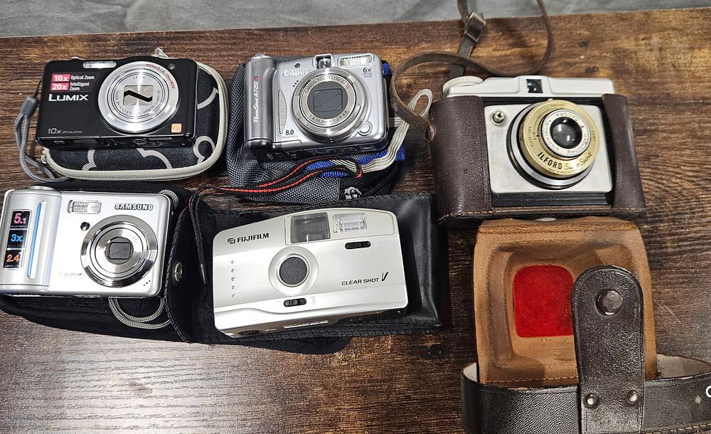 Lot 273: Five Cameras 2 x film and 3 Digital