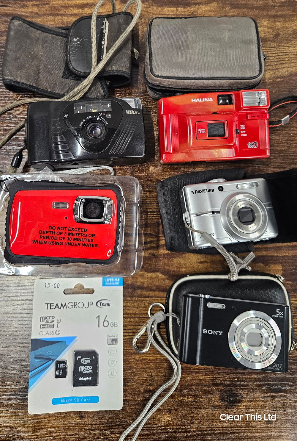 Lot 275: Selection of Cameras